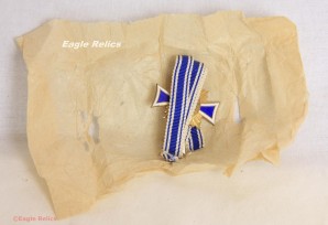 Ehrenkreuz der Deutsche Mutter Erste Stufe – Mother’s Cross 1st Class Gold – Still in Tissue Paper image 2