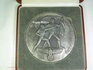 Nurnberg Reichsparteitag  table medal 1938 image 2