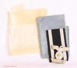 1939 Spange zum Eisernen Kreuzes 2er Klasse 1914 – 1939 Clasp to the Iron Cross 2nd Class 1914 – in Packet of issue image 1