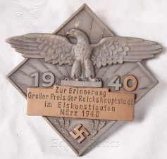 Cased Non Portable Award –  Ice skating champion 1940 image 5