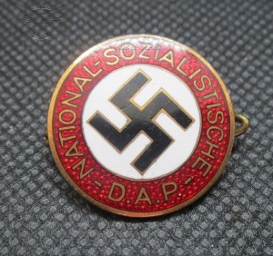 NSDAP Parteiabzeichen No 44 C. Dinsel, Berlin