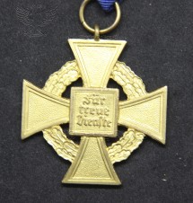 Treudienst-Ehrenzeichen für Beamte Angestellte und Arbeiter – 40 Year Faithful Service Medal image 3