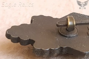 Maker marked Close Combat Clasp in bronze image 4