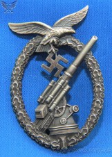 Flak-Kampfabzeichen der Luftwaffe –  Luftwaffe flak badge by Steinhauer & Lück, Lüdenscheid. image 1