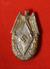 Hitler Jugend Siegernadel Dated 1936 Maker Marked image 1