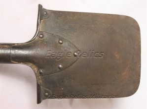 Schanzzeug – Entrenching Tool & Carrier. image 7