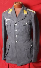 Stunning Early  Luftwaffe Officer’s 4 pocket tunic for Pilot or Fallschirmjäger -Lieutenant image 1