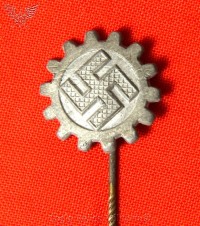 DAF Membership Pin image 1