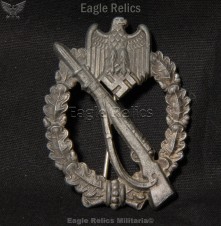 Infantry Assault Badge in Silver image 1