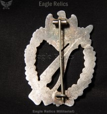 Infantry Assault Badge in Silver image 2